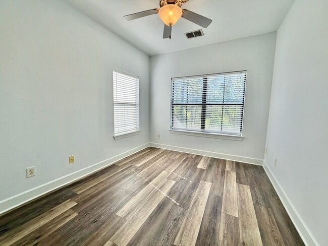 Building Photo - 94 Haven Cir