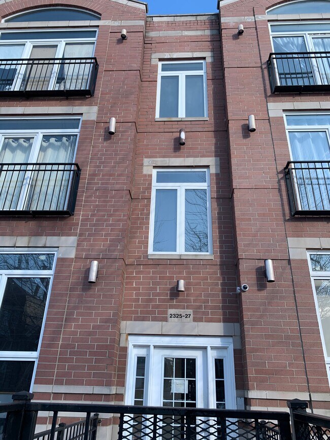 front entrance facade - 2327 S Sawyer Ave