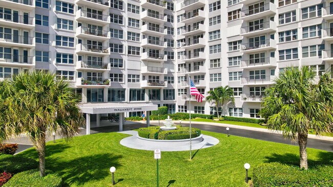 Building Photo - 405 N Ocean Blvd
