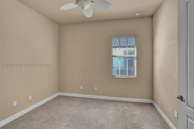 Building Photo - 10398 Waterside Ct