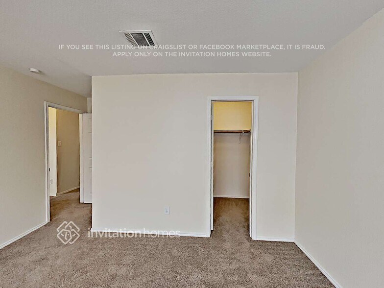 Building Photo - 8813 Stirrup Way