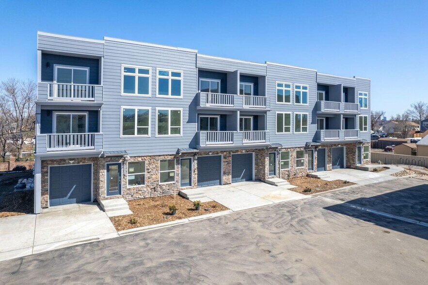 Building Photo - 3578 W 66th Ave