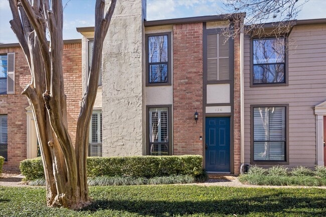 Building Photo - 1201 McDuffie St