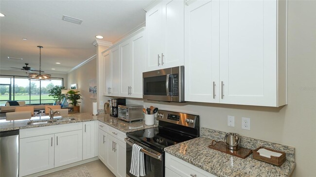 Building Photo - Esplanade Lakewood Ranch