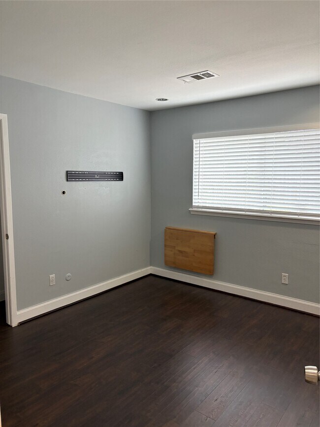 Building Photo - 11703 Triola Ln