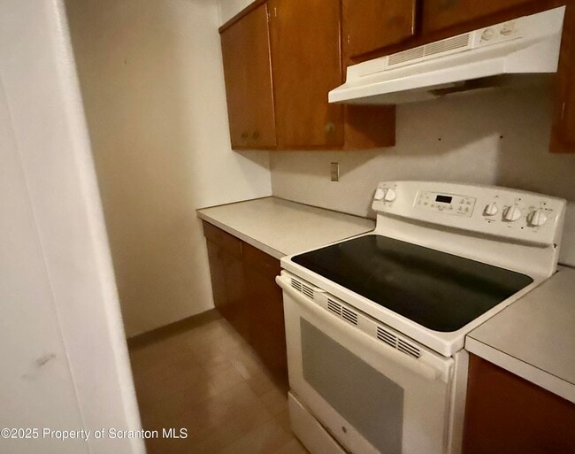 Building Photo - 89 Belmont St