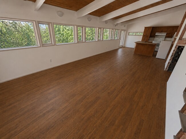 Building Photo - 325 Taylor Ave