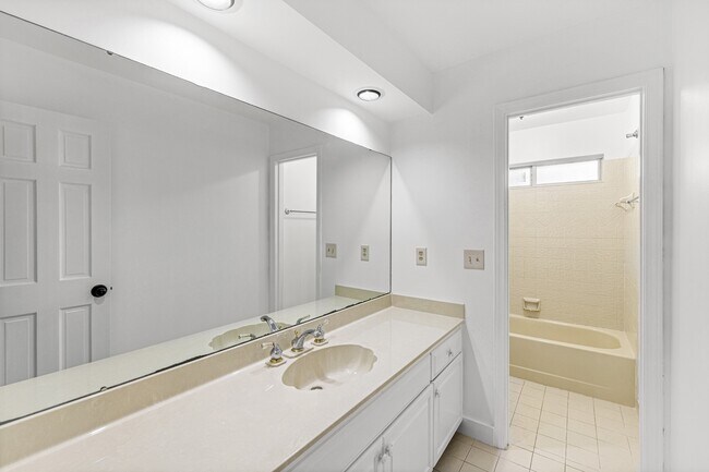 Building Photo - 1300 Windward Cir