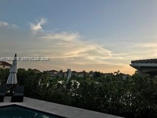 Building Photo - 10280 Lake Vista Ct