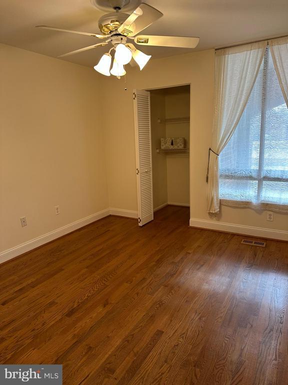 Building Photo - 1741 S Hayes St