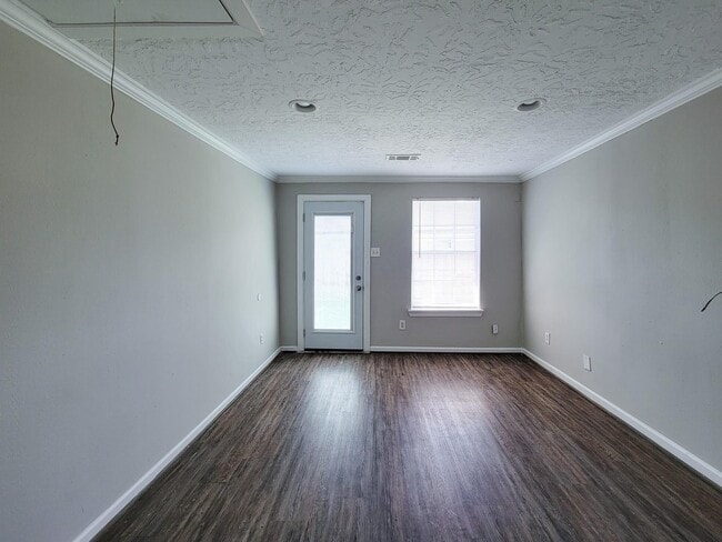 Building Photo - 3416 Europa St