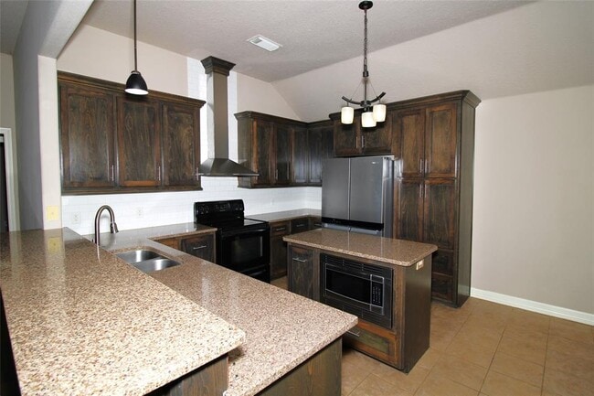 Building Photo - 119 Dove Trail