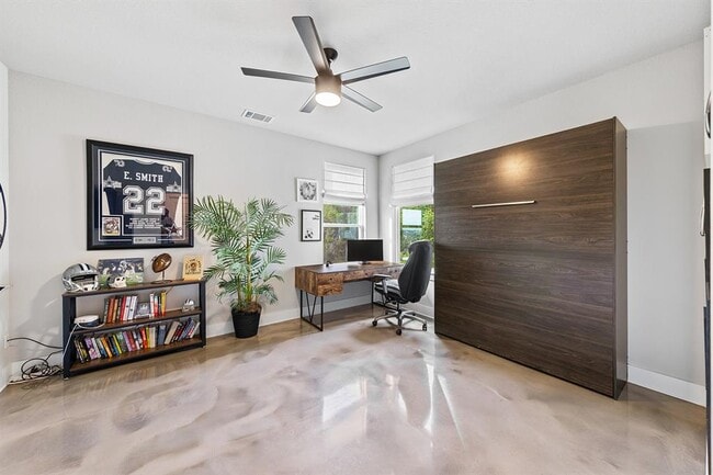 Building Photo - 20702 Post Oak Dr