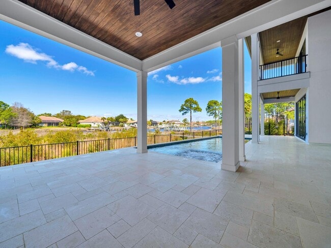 Building Photo - 330 Kelly Plantation Dr