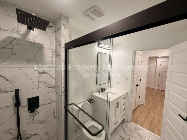 Building Photo - 10402 Laurel Ridge Way