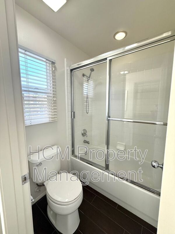 Building Photo - 74 Chantilly