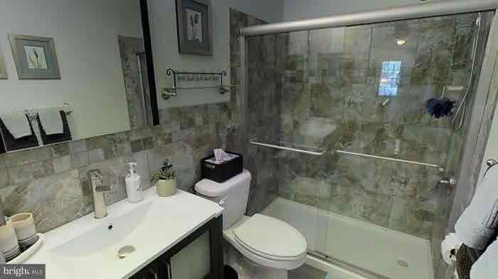 Building Photo - 16401 Andrea Ct