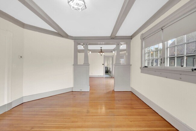 Building Photo - 65 Firglade Ave