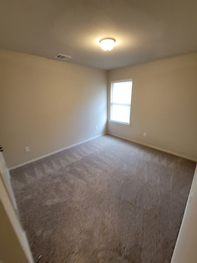 Building Photo - Brand New 3 bedroom / 2 bath home in Bonham Trace neighbor hood in North Bryan,