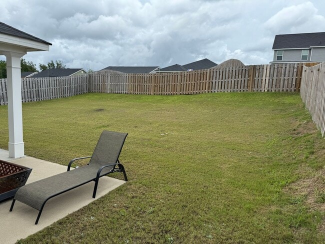 Building Photo - 1107 Thurloe Dr