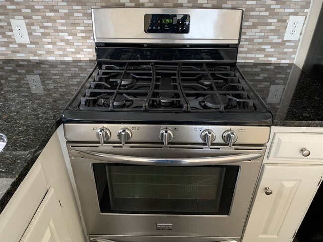 Building Photo - 114 Cannongate III Rd