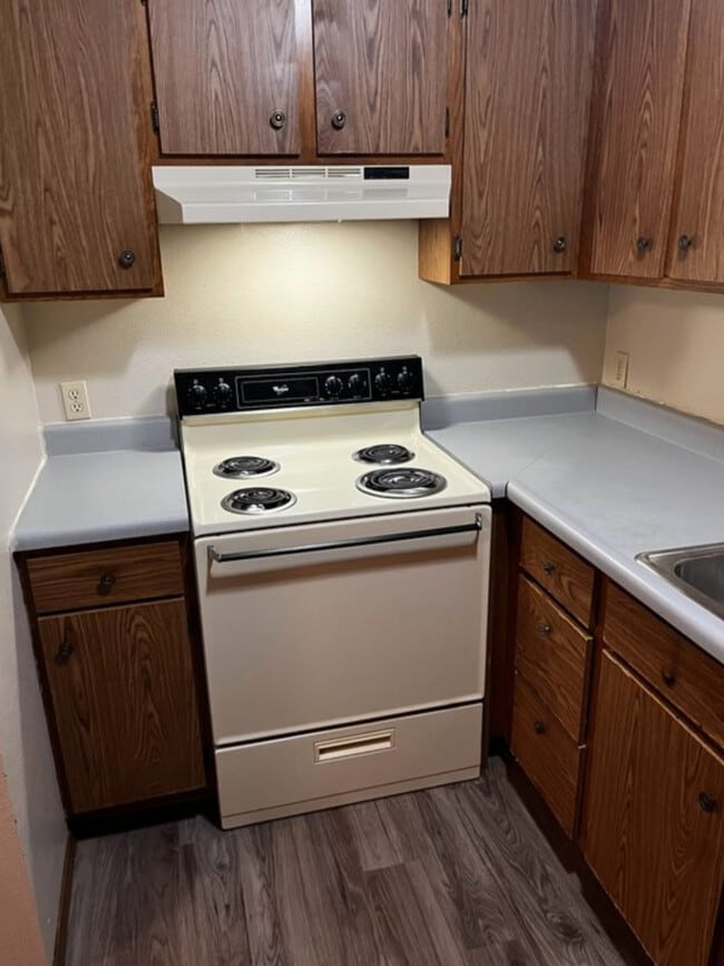 Building Photo - 507 WEST 20 ST