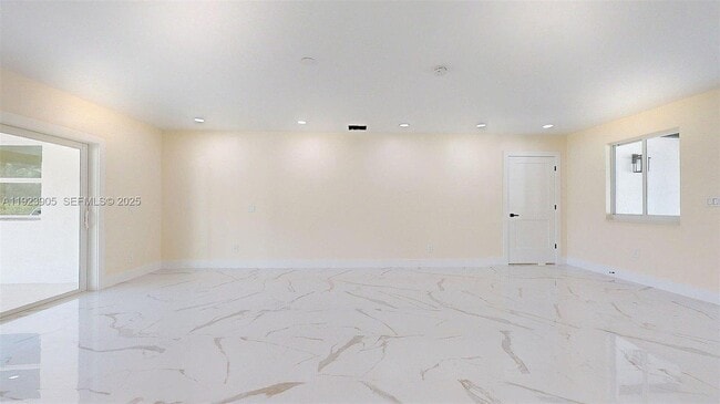 Building Photo - 3801 SW 132nd Ave