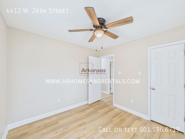 Building Photo - 4412 W 26th St