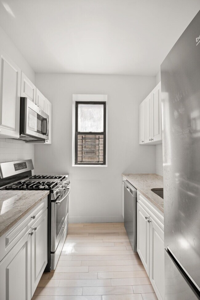 Primary Photo - 853 St Nicholas Ave