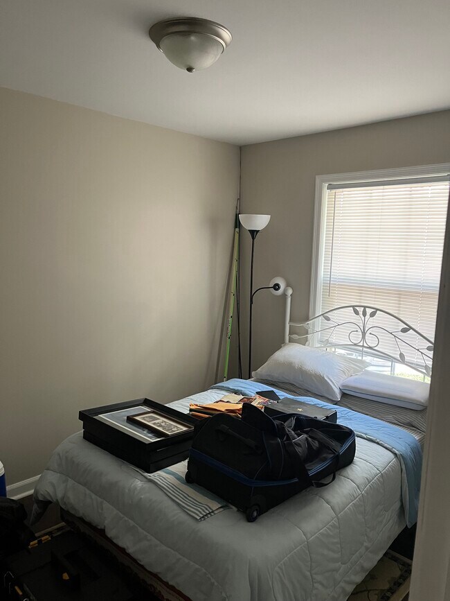 Building Photo - 276 Isle Of Pines Rd