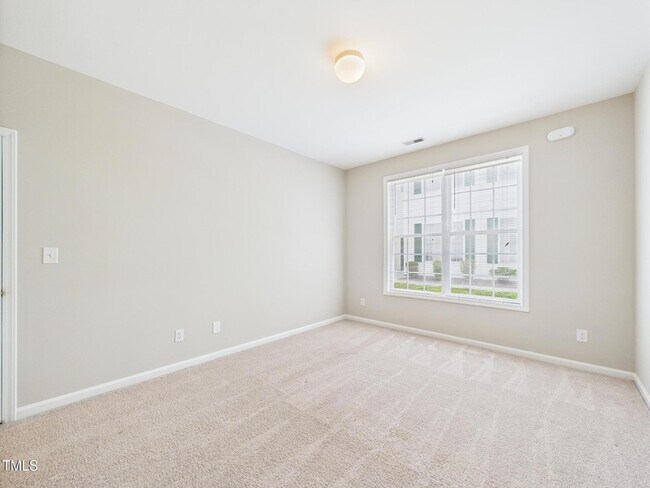 Building Photo - 2111 Kudrow Ln