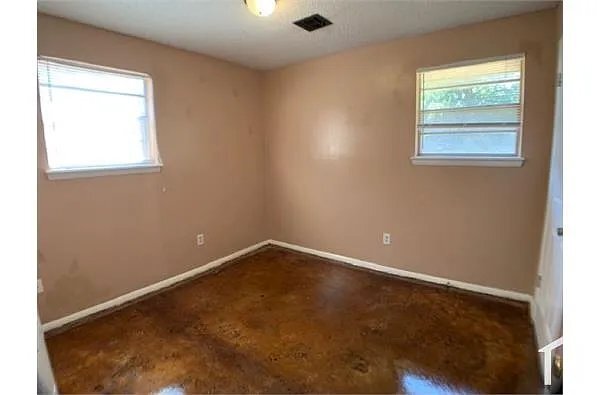 Building Photo - 1024 NW 20th St