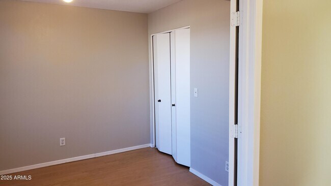 Building Photo - 8625 E Belleview Pl