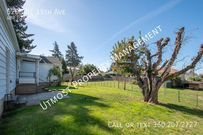 Building Photo - 5200 NE 19th Ave