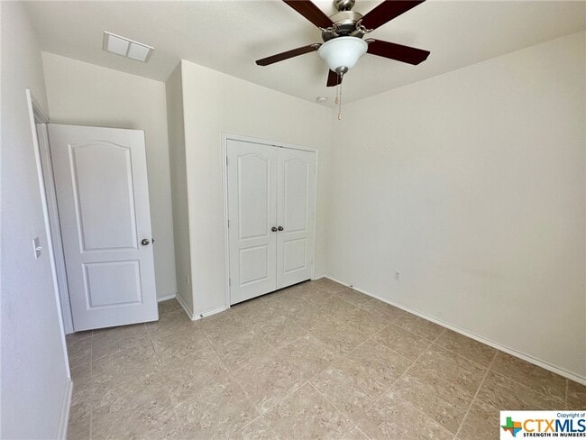 Building Photo - 413 Hunters Hill Dr