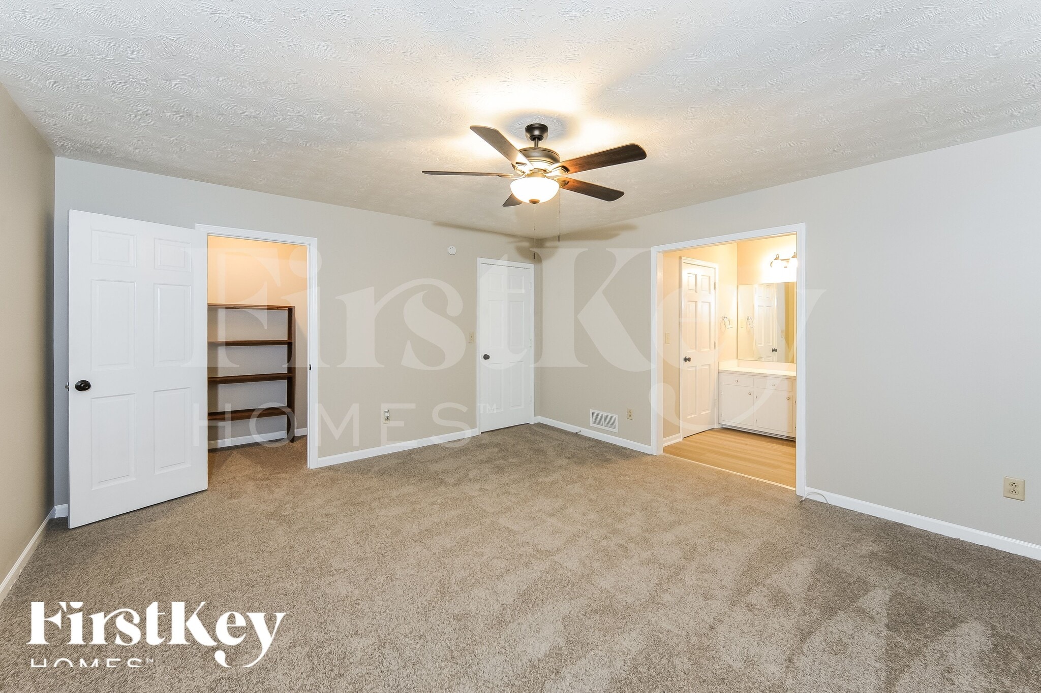 Building Photo - 1829 E Gate Dr