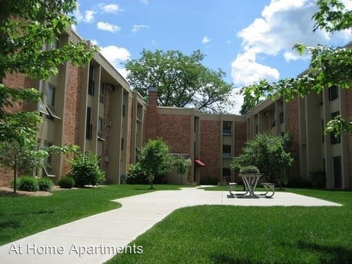 Building Photo - 2480 Highway 100 S