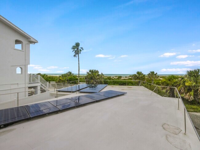 Building Photo - 5084 Atlantic View