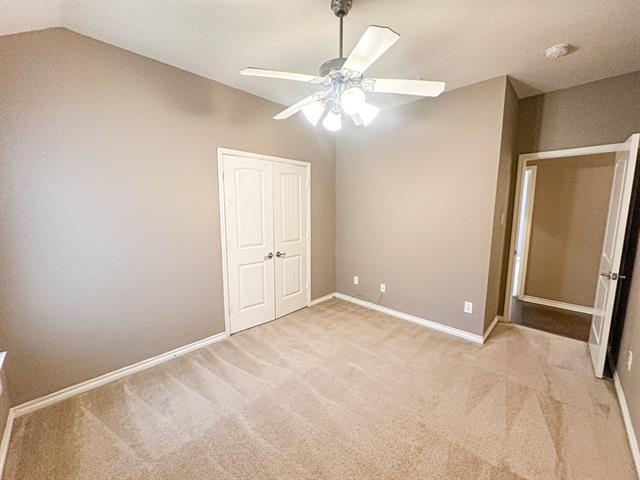 Building Photo - 1715 Nestledown Dr