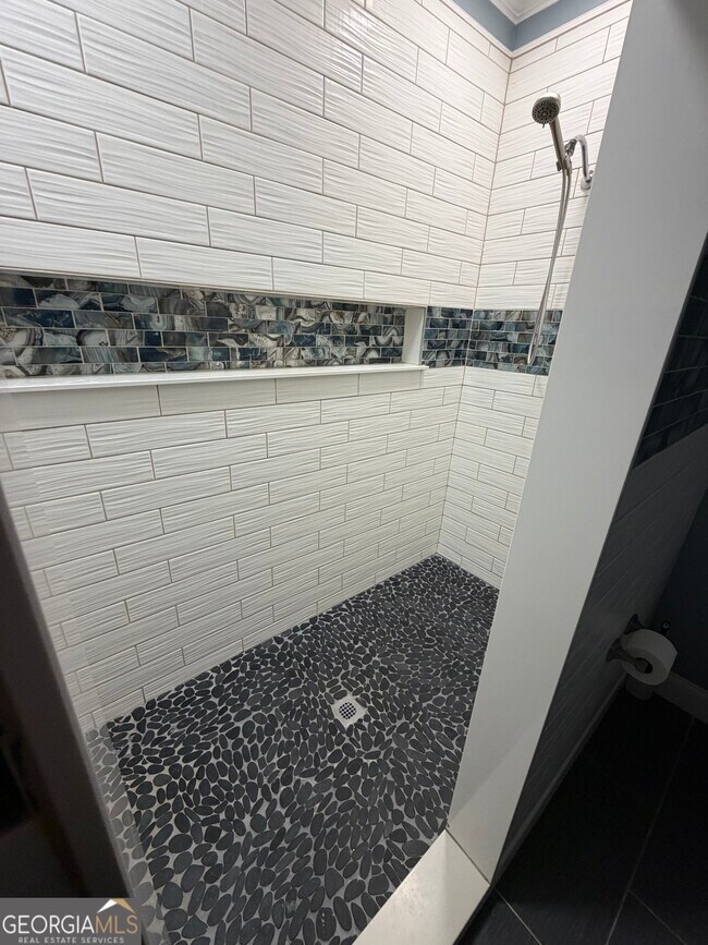 Building Photo - 430 Bethany Rd