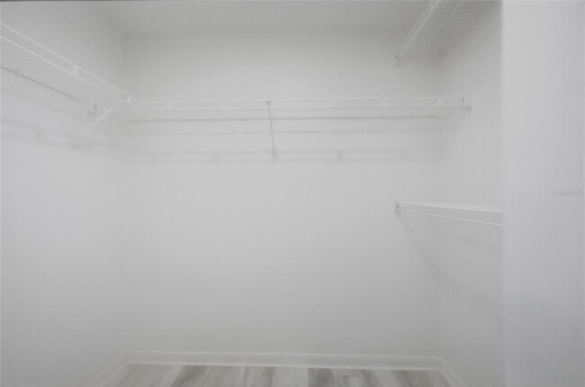 Building Photo - 2532 Grassy Point Dr