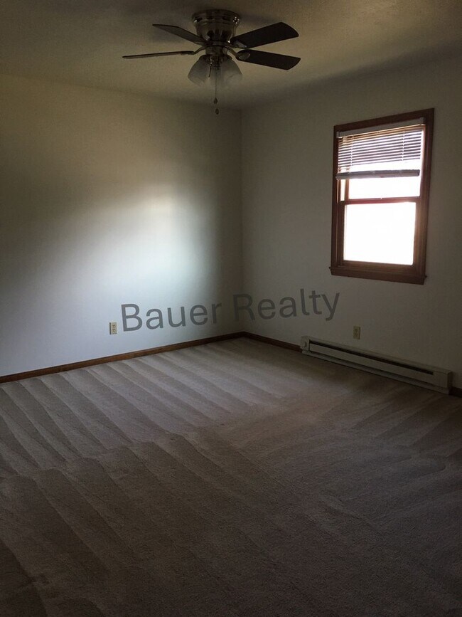 Building Photo - db34