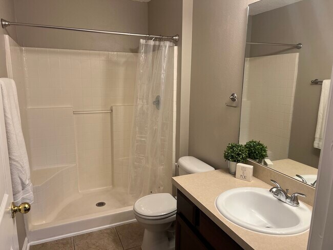 Building Photo - 13848 Herons Landing Way