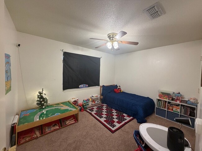 Building Photo - 3BED/2BATH/1 CAR GARAGE: AVAILABLE JUNE 15TH IN LISD!!