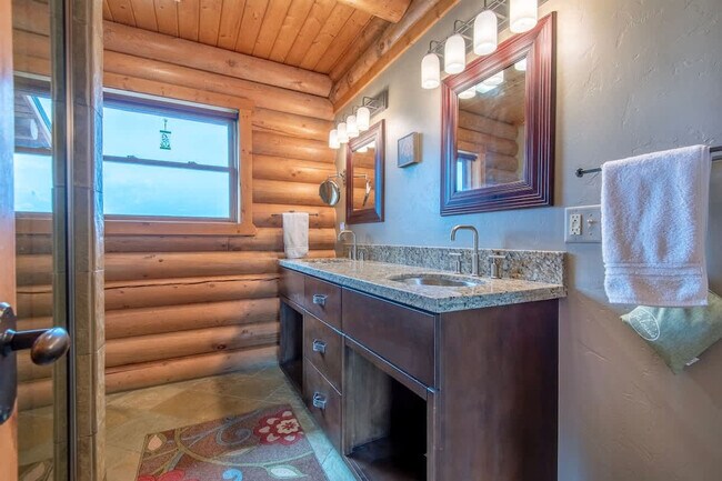 Building Photo - 2477 Middle Teton Rd