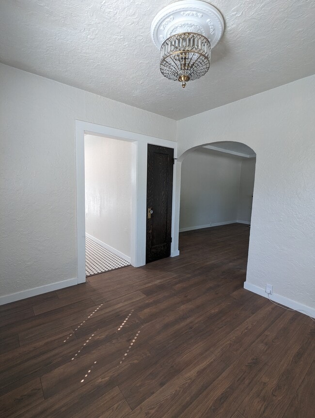 Building Photo - 1601 Plumas St