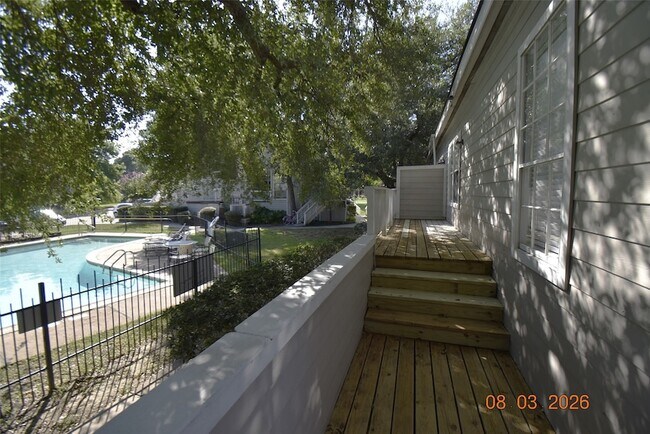 Building Photo - 111 Dunbar Estates Dr