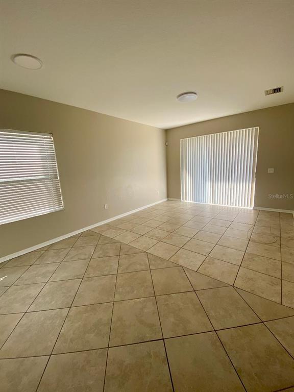 Building Photo - 24844 Vintage Ct