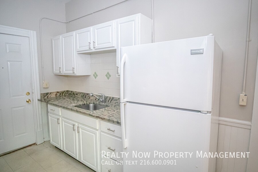 Building Photo - 4088 Erie St