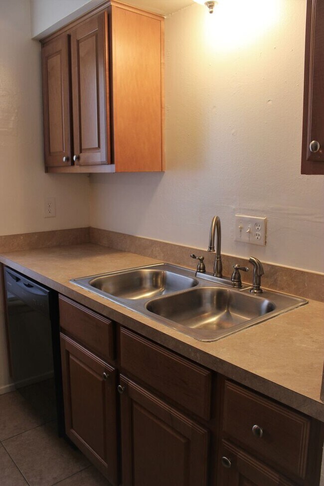 Building Photo - 3601EL